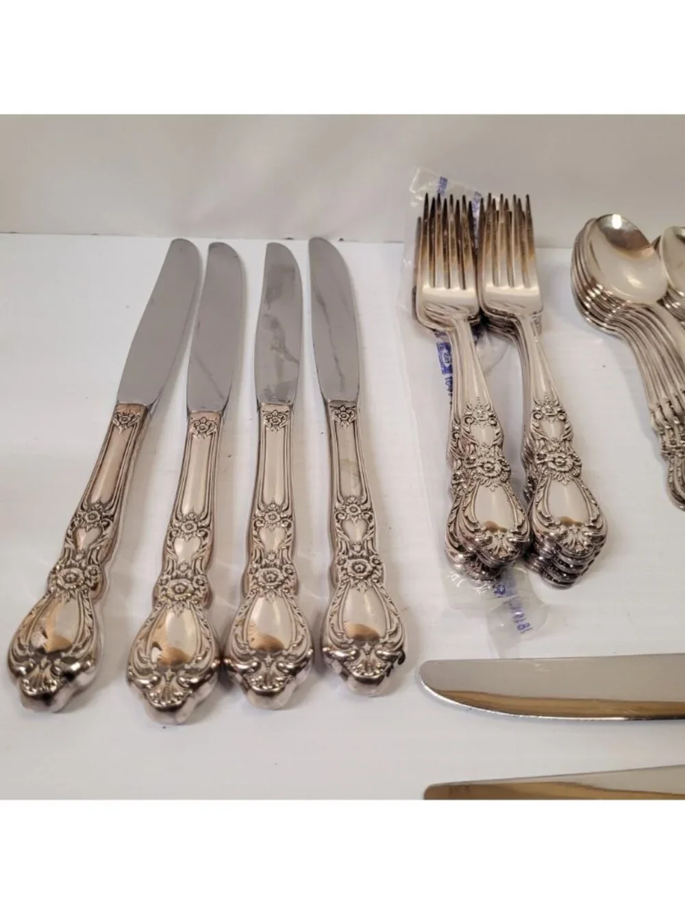 1847 Rogers Bros Heritage Silver Plate Flatware 54 Pc Tarnish International